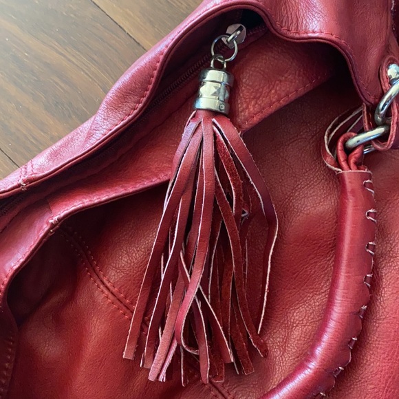 Red Leather Shoulder Bag - from Paris! - Picture 5 of 9